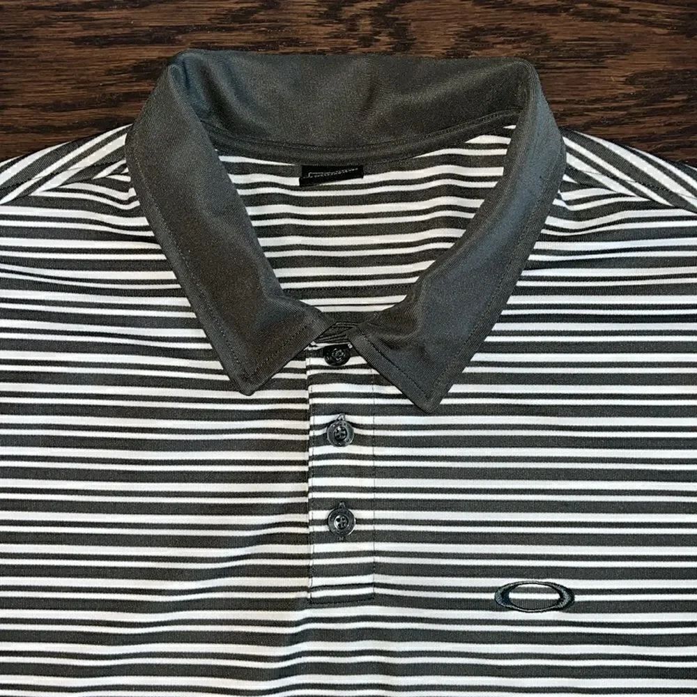 Pointed Gray collar Oakley model Gray White Stripe Golf polo shirt L slim fit